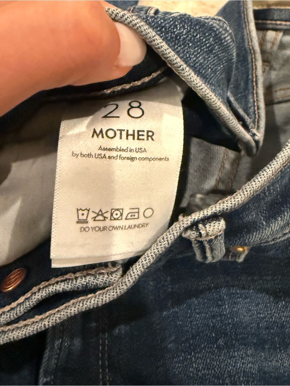 MOTHER RUNAWAY JEANS - Picture 4 of 7